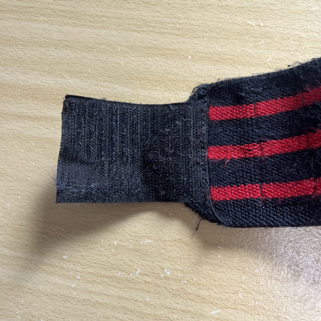 シーク リストラップの弱くなったマジックテープ